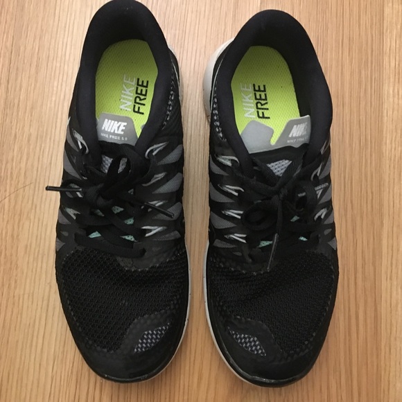 Tiffany Blue Nike Free Runs - Picture 2 of 3